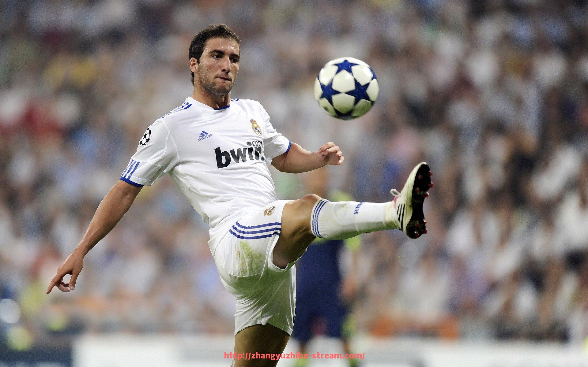 章鱼直播-世俱杯球队球风特征分析：打法、节奏与风格比较